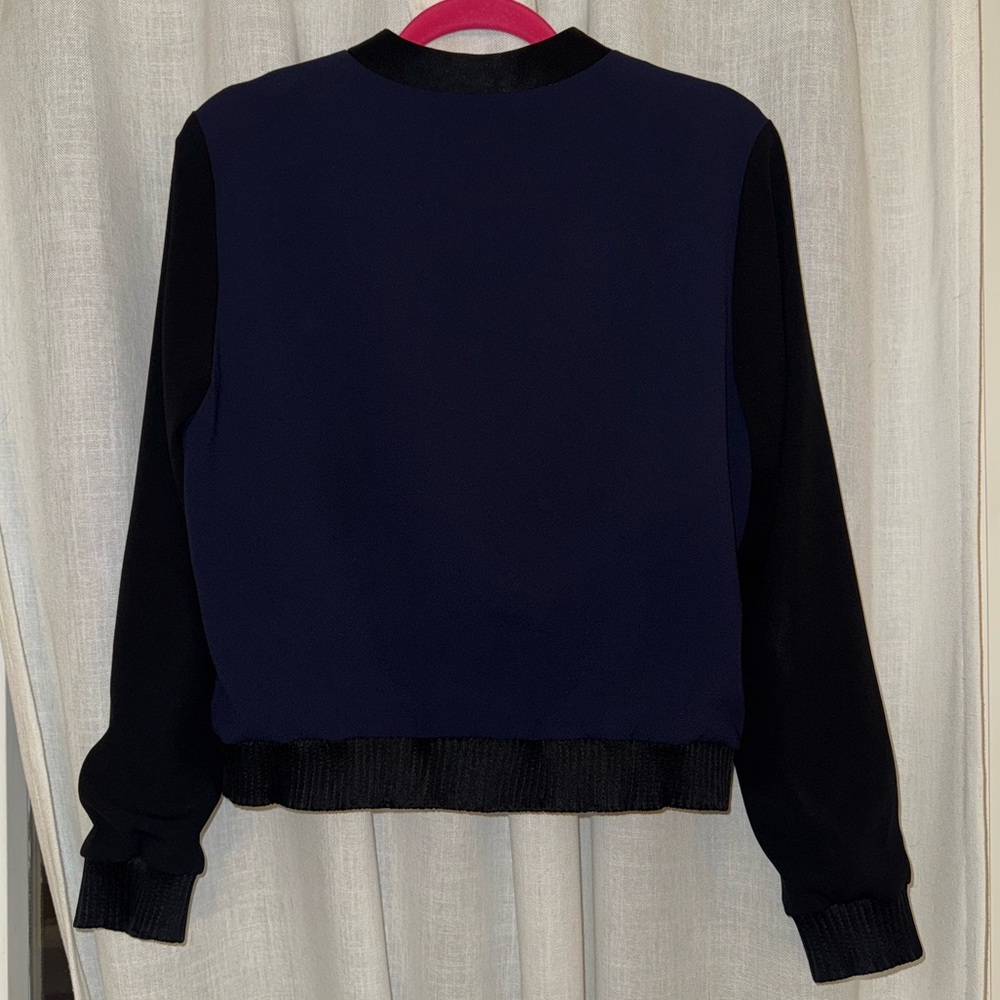 Aritzia Babaton Navy and Black silky bomber Jacket - Size M - Picture 5 of 10